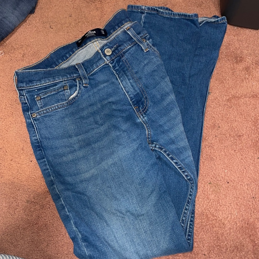 Men’s jeans, good condition, small fray on back and very small on the seam